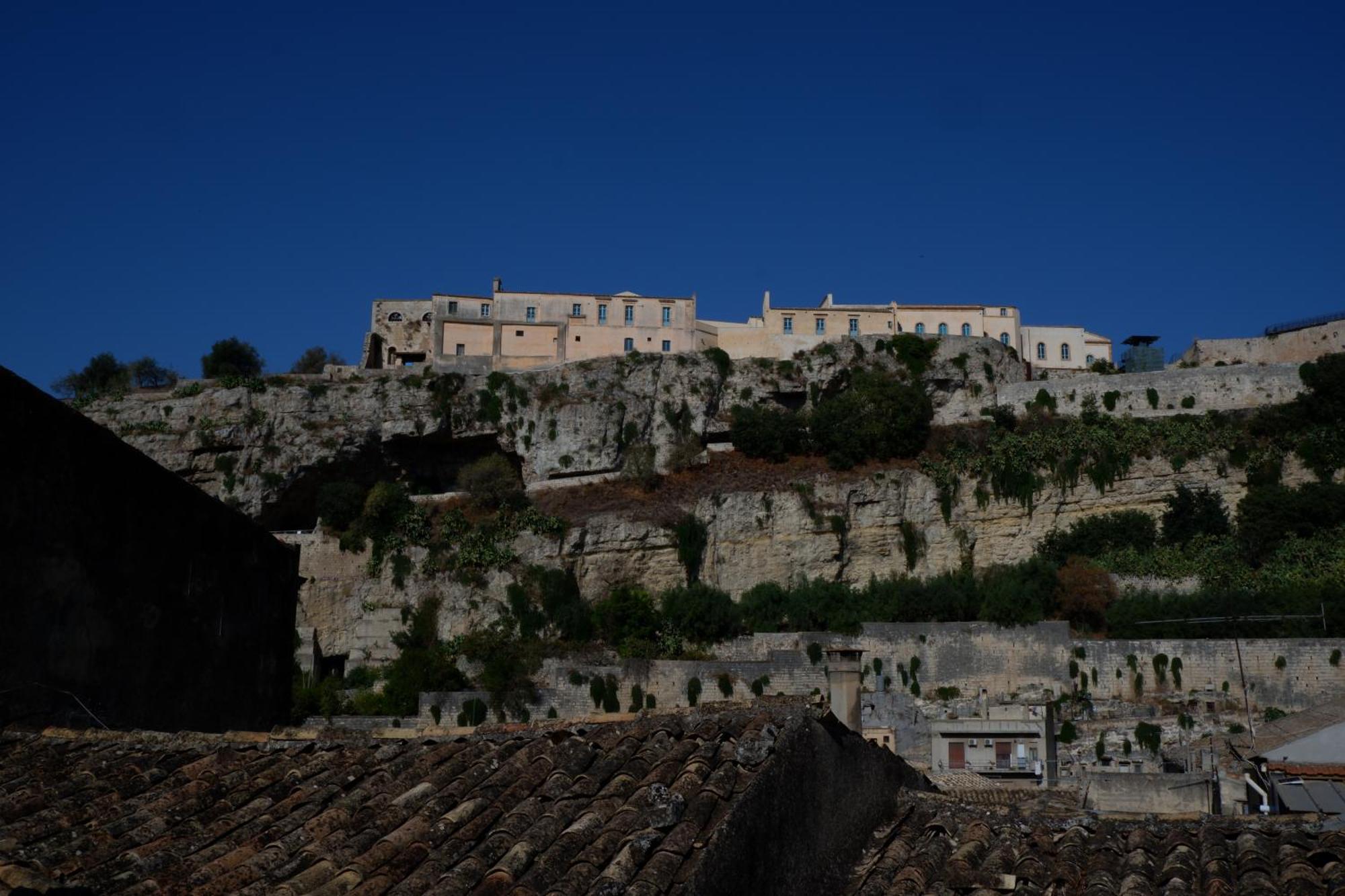 Casa Catale Bed and Breakfast Modica Exteriör bild