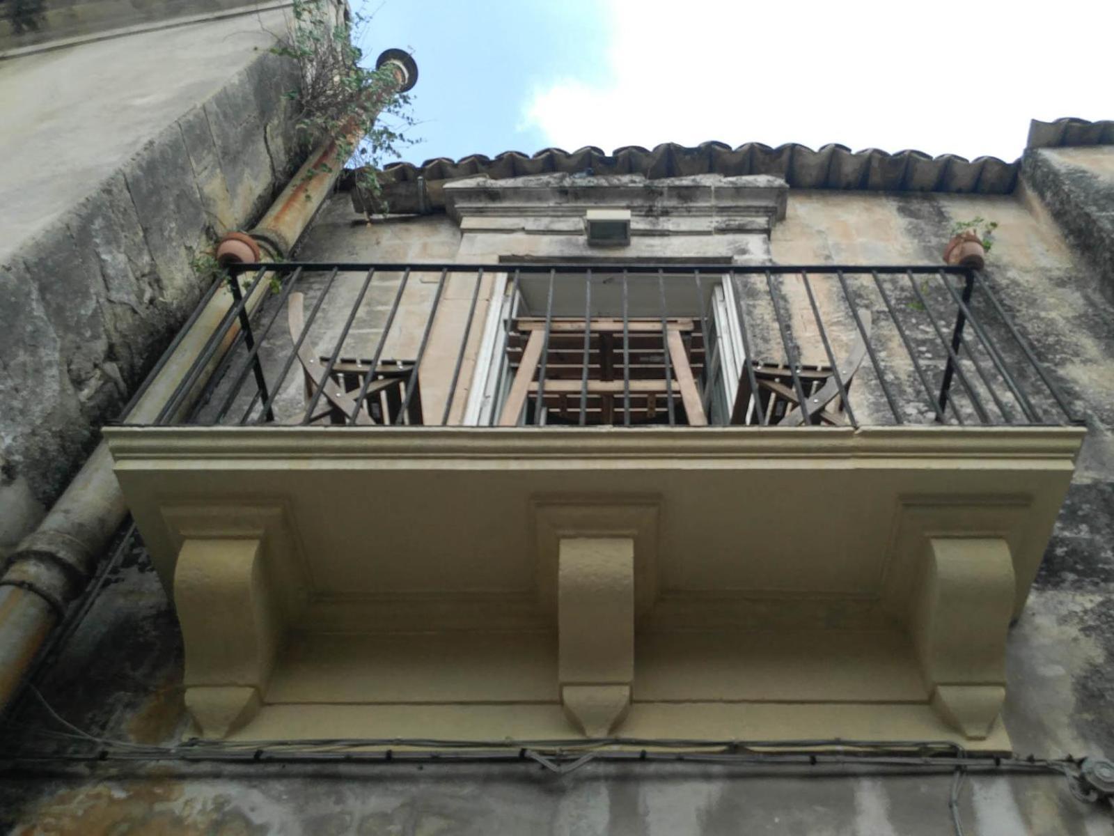 Casa Catale Bed and Breakfast Modica Exteriör bild